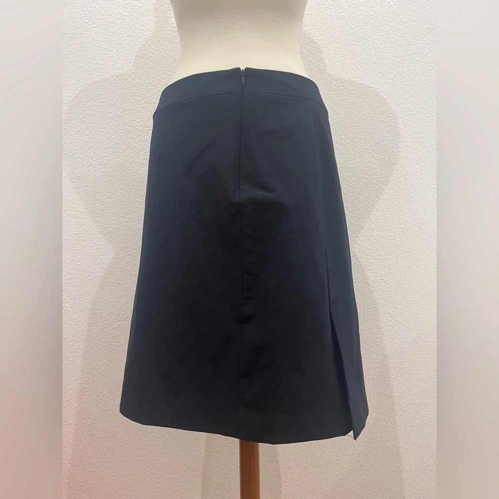OOBE 8 Black Lined Knee-Length Straight‎ Skirt with Double Slit and Pocket.